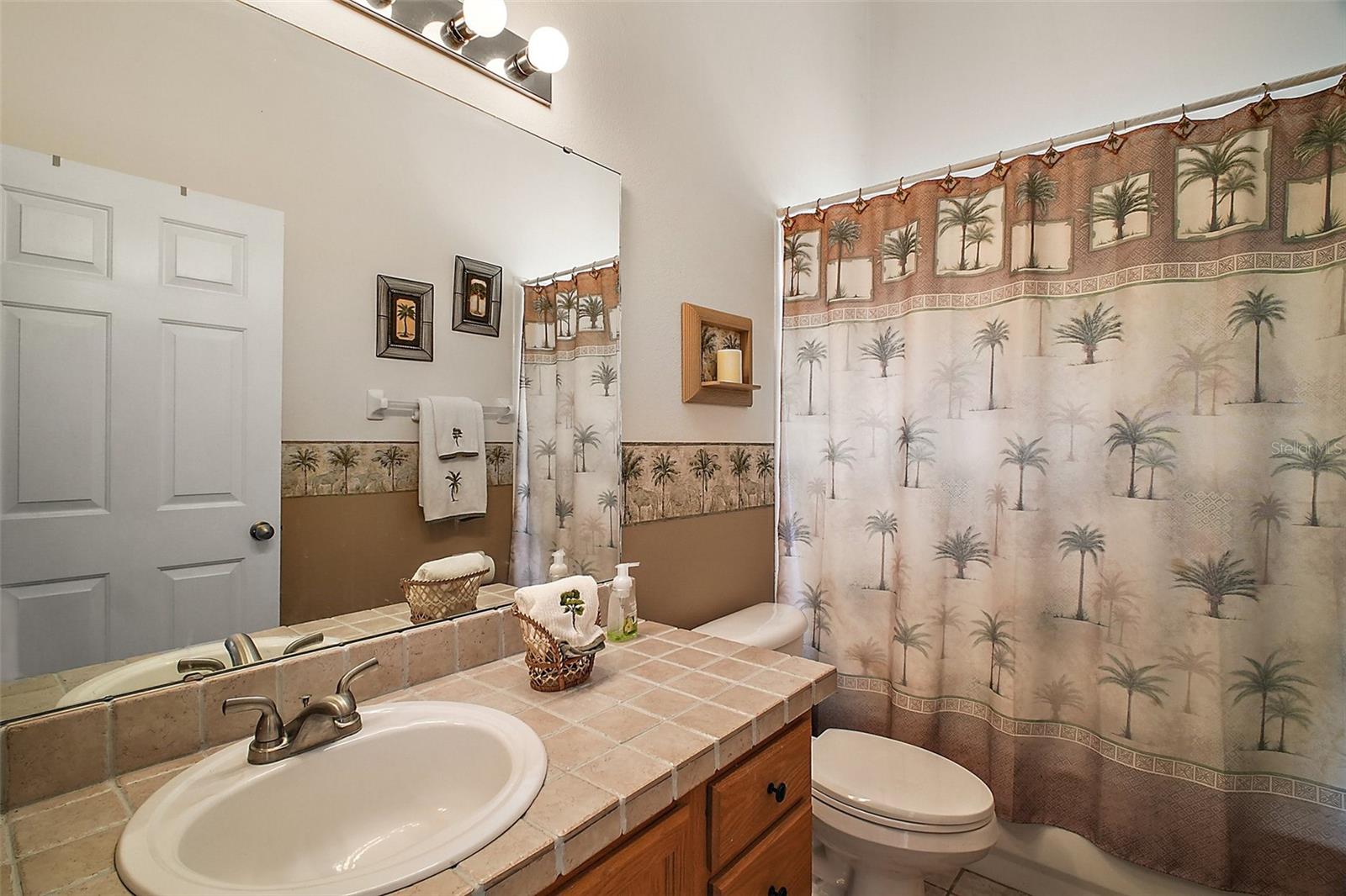 Image 20 of 36 For 25129 Riverwalk Drive