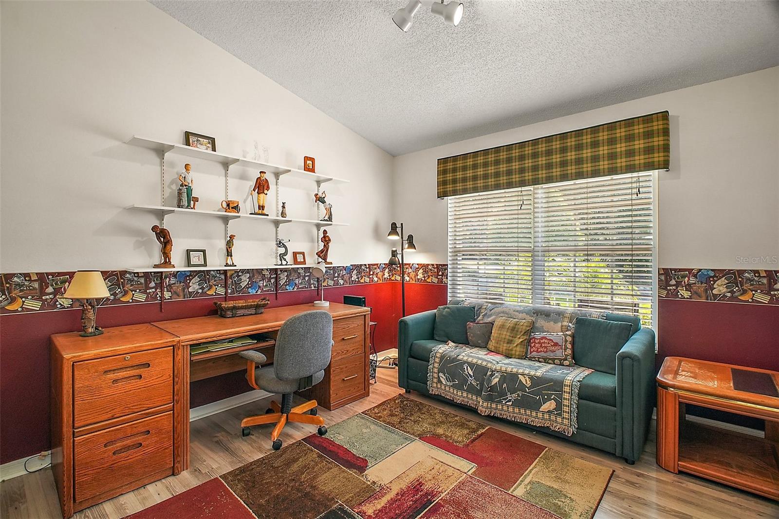 Image 29 of 36 For 25129 Riverwalk Drive