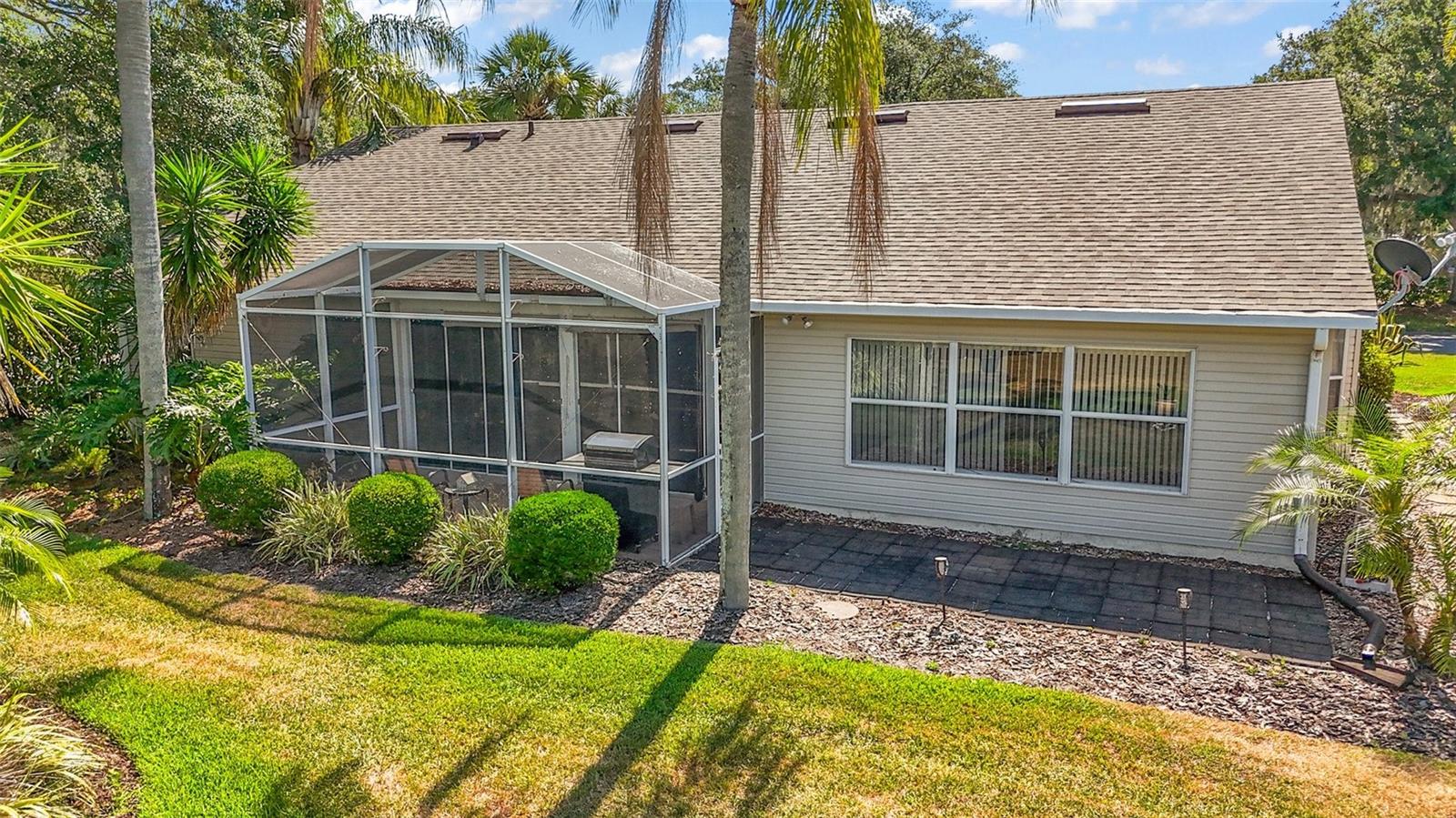 Image 4 of 36 For 25129 Riverwalk Drive