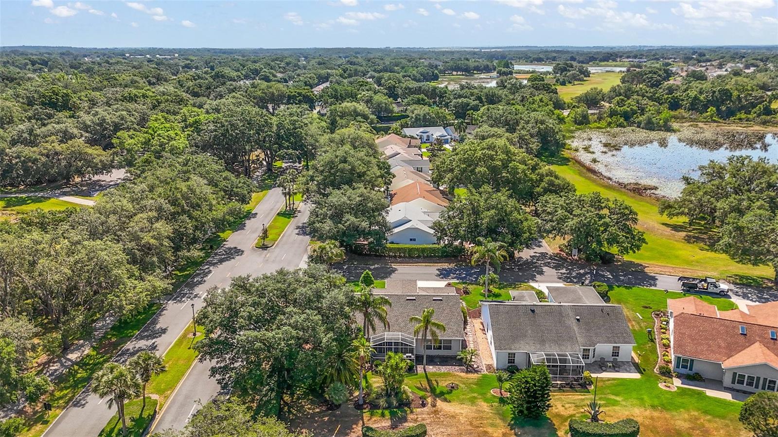 Image 8 of 36 For 25129 Riverwalk Drive