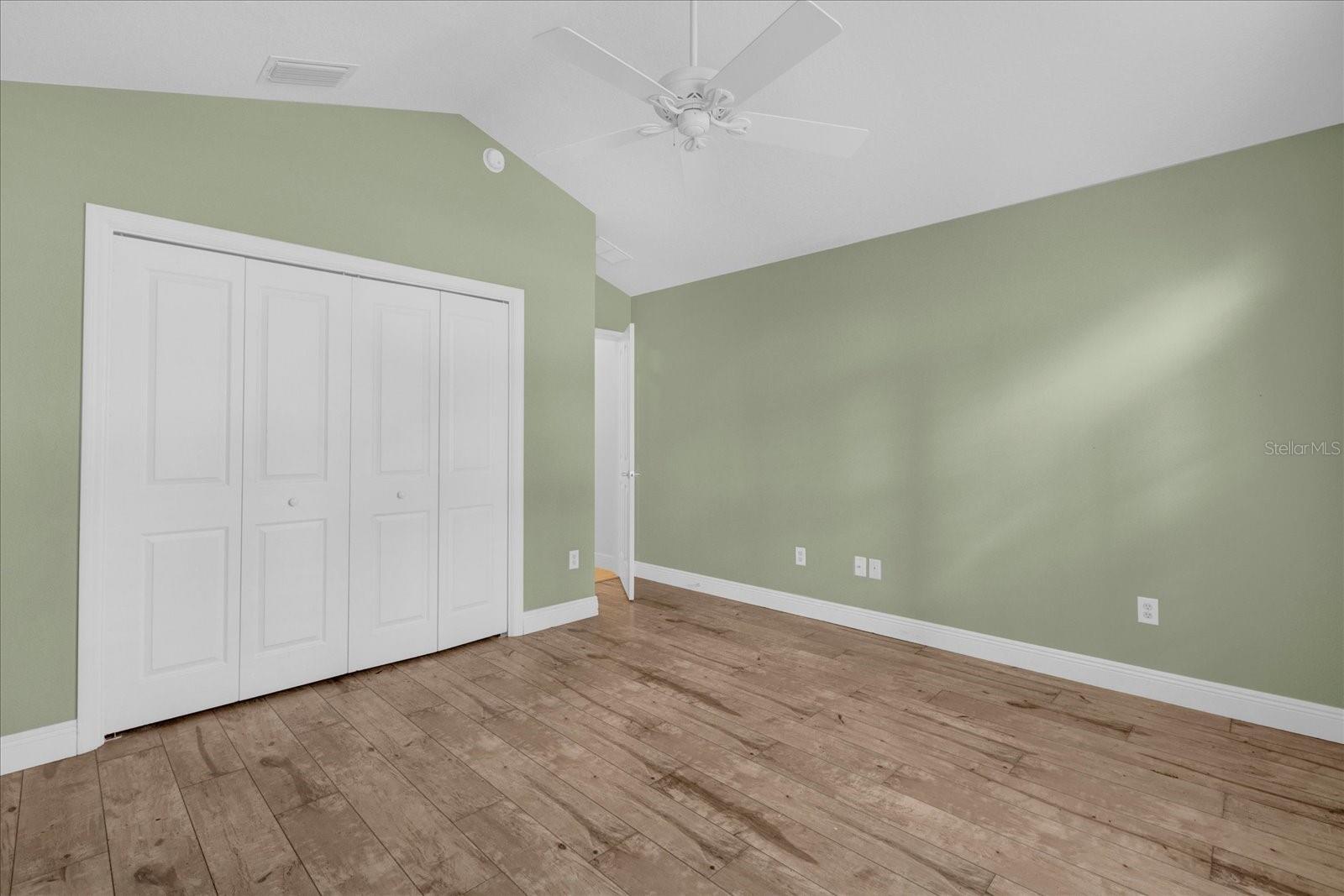 Image 21 of 46 For 2176 Blackville Drive