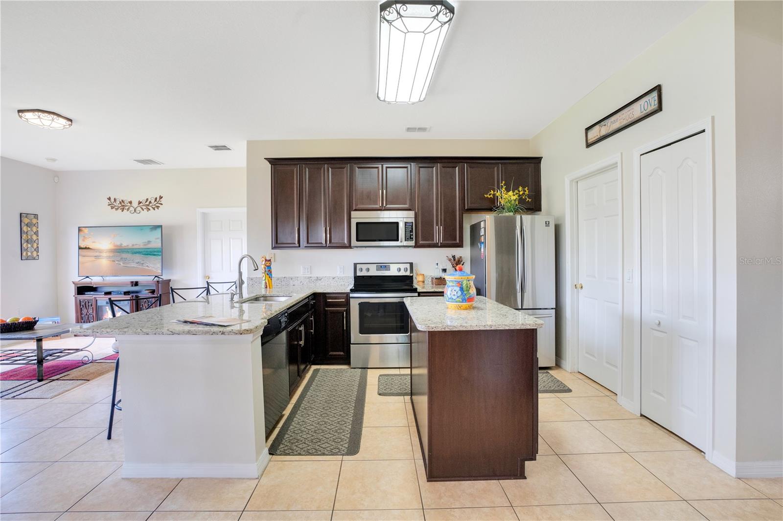 Image 11 of 54 For 2641 Meadow View Court