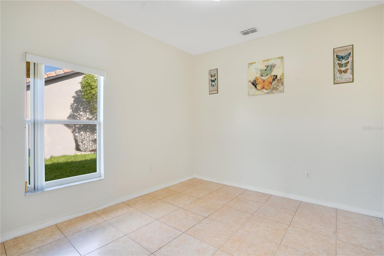 Image 14 of 54 For 2641 Meadow View Court
