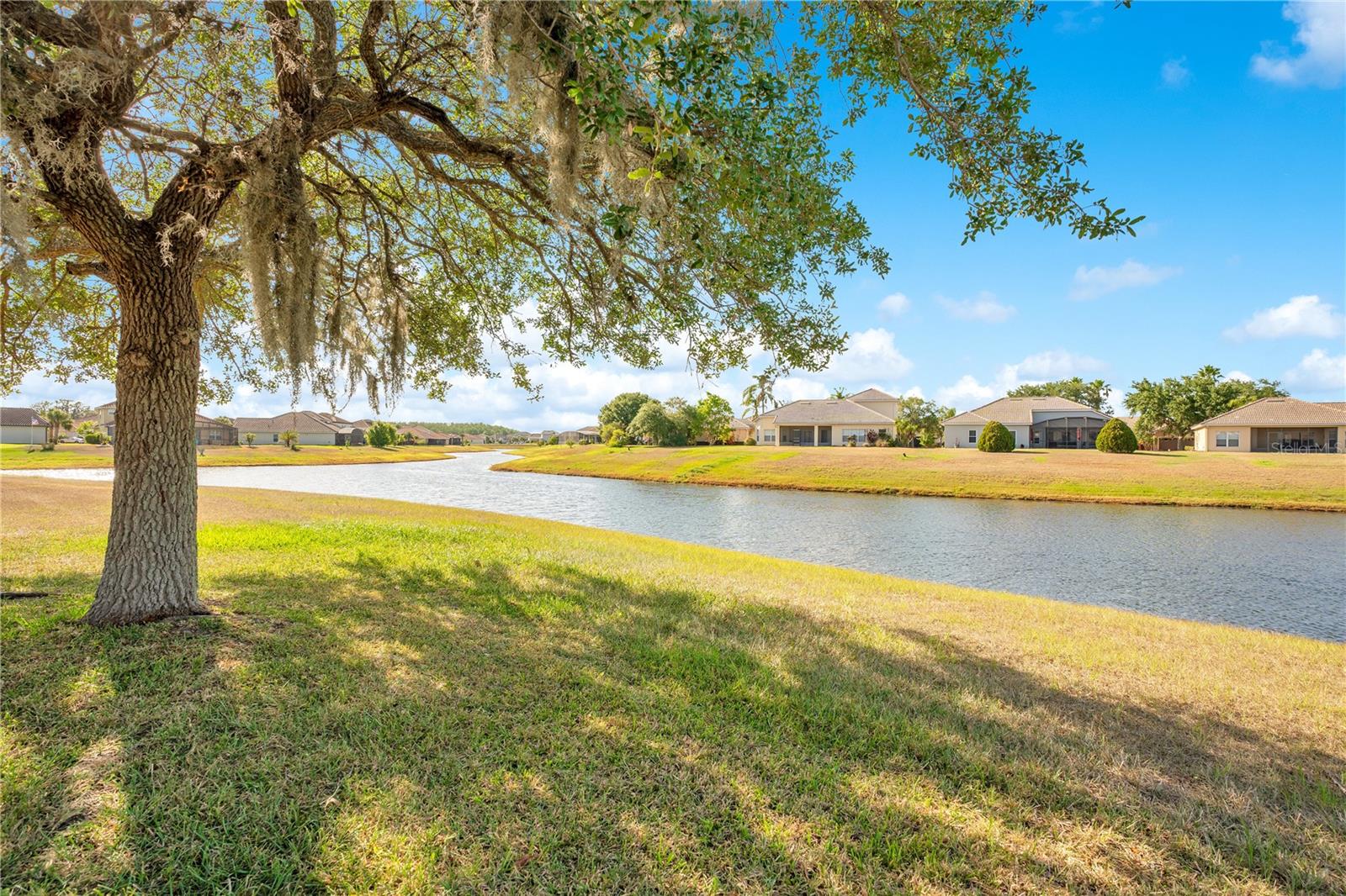 Image 27 of 54 For 2641 Meadow View Court