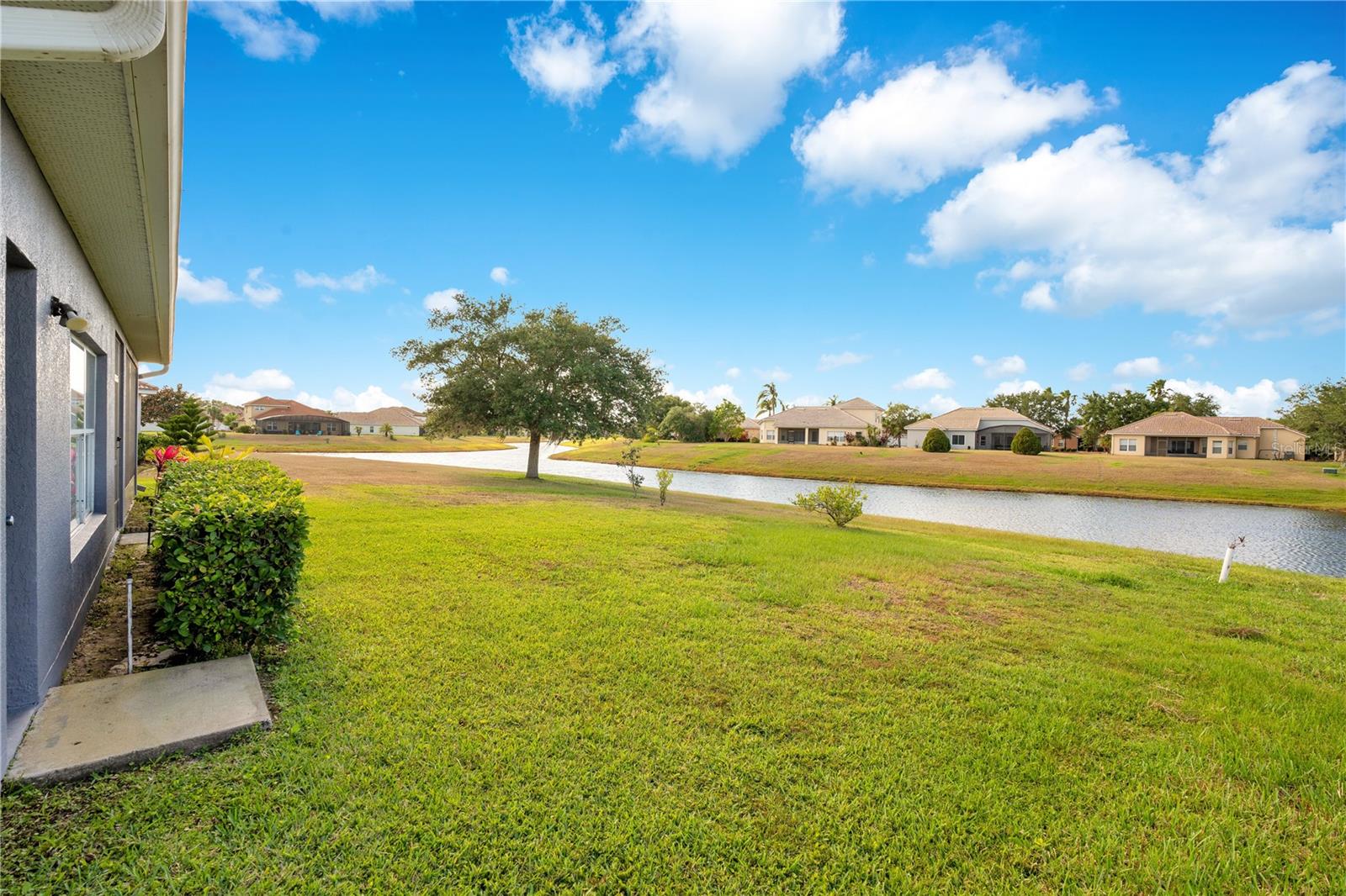 Image 28 of 54 For 2641 Meadow View Court