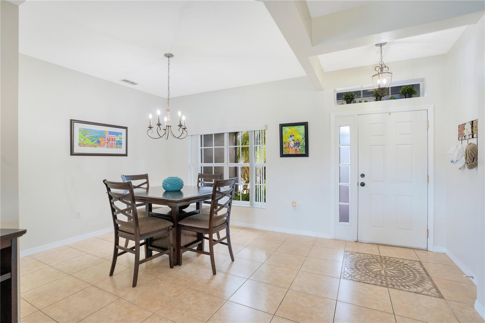 Image 5 of 54 For 2641 Meadow View Court