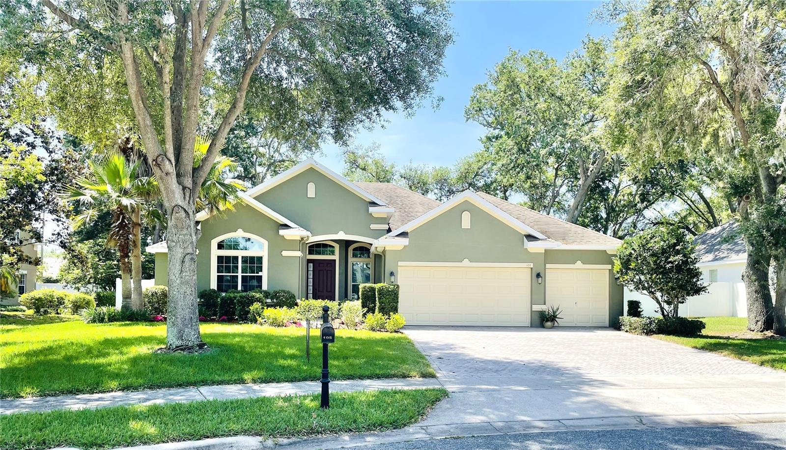 Details for 105 Blue Water Edge Drive, EUSTIS, FL 32736