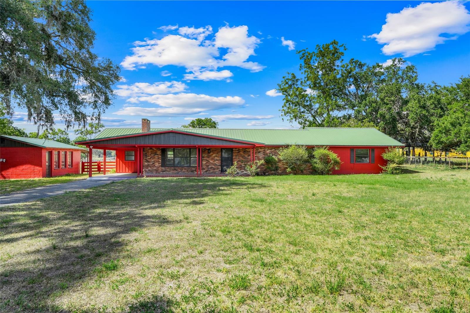 Details for 274 Kings Highway, CENTER HILL, FL 33514