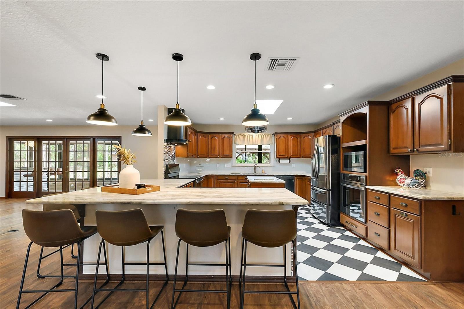 Image 2 of 64 For 32132 Hickory Lane