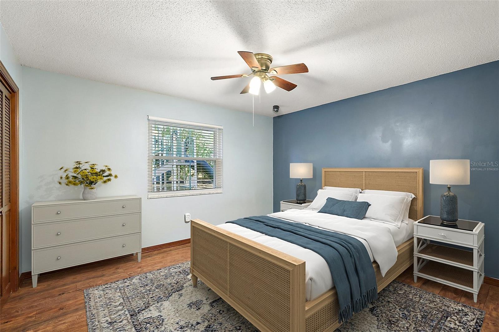 Image 31 of 64 For 32132 Hickory Lane