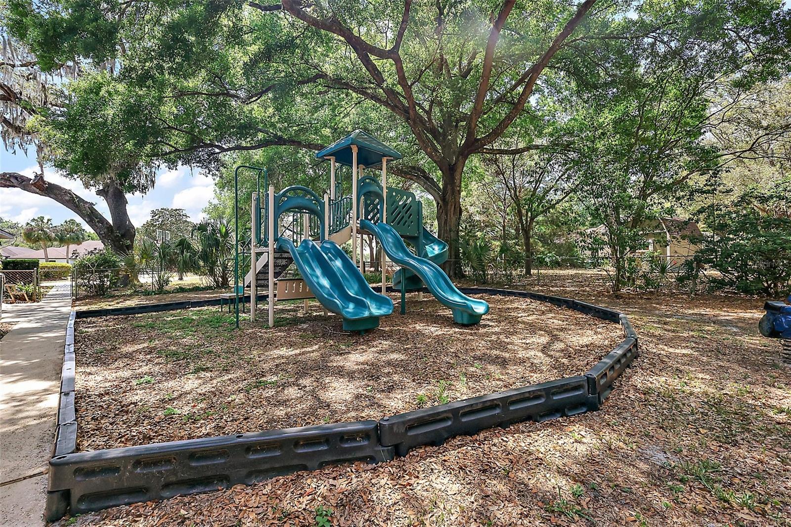 Image 41 of 64 For 32132 Hickory Lane