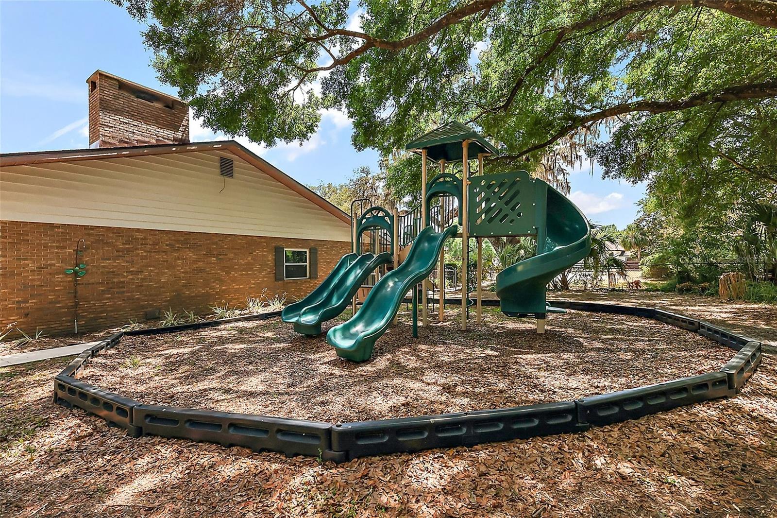 Image 43 of 64 For 32132 Hickory Lane