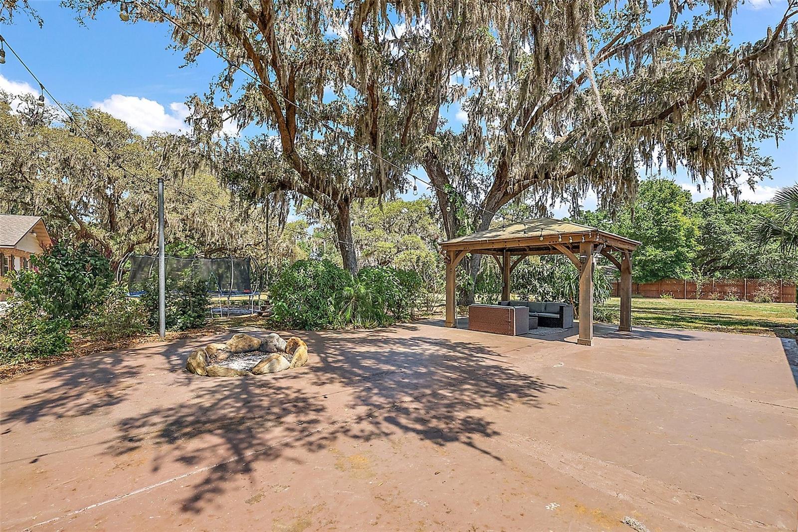 Image 44 of 64 For 32132 Hickory Lane