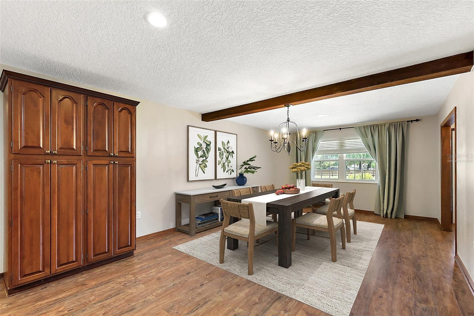 Image 6 of 64 For 32132 Hickory Lane