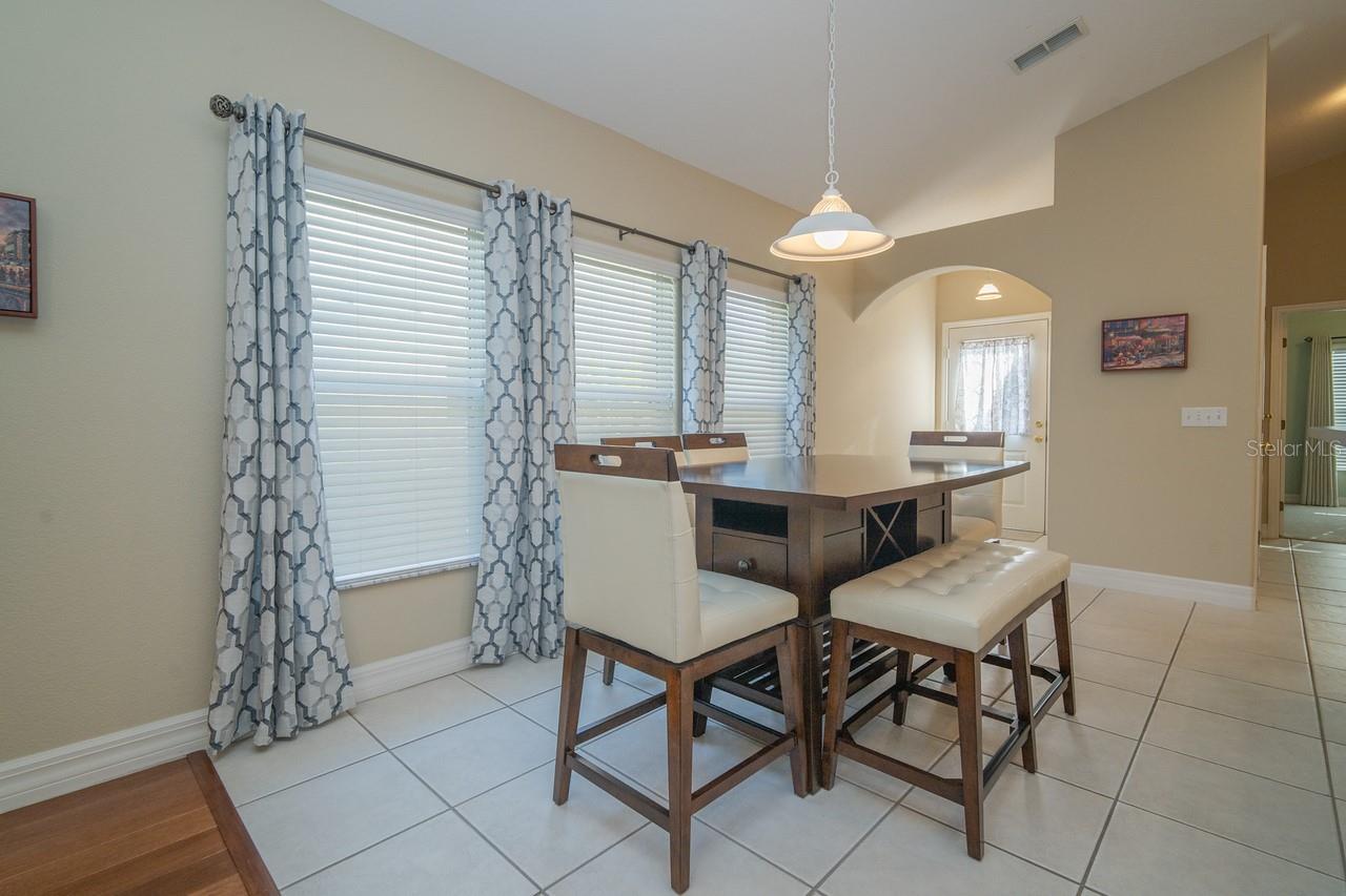 Image 15 of 47 For 2539 Caithness Way