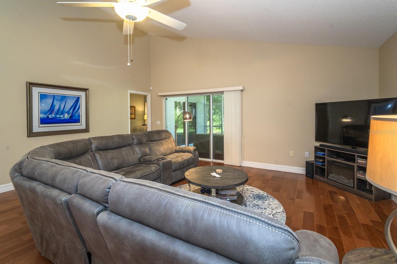 Image 19 of 47 For 2539 Caithness Way