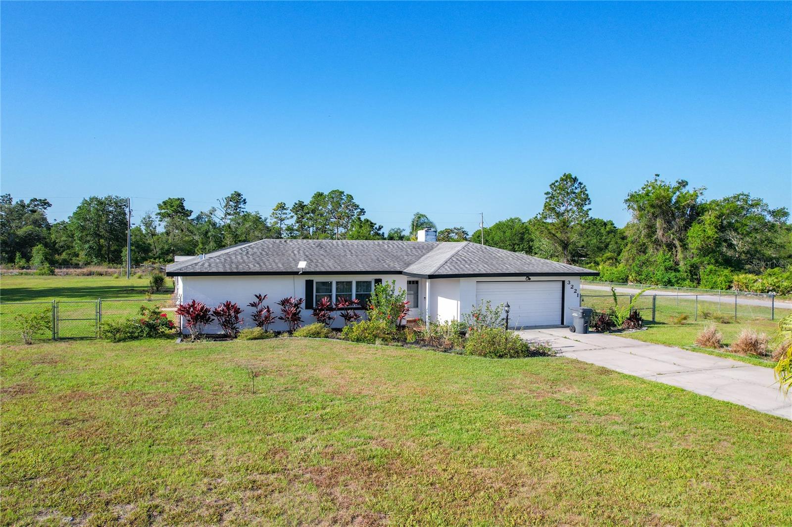 Details for 3221 Granada Drive, INDIAN LAKE ESTATES, FL 33855
