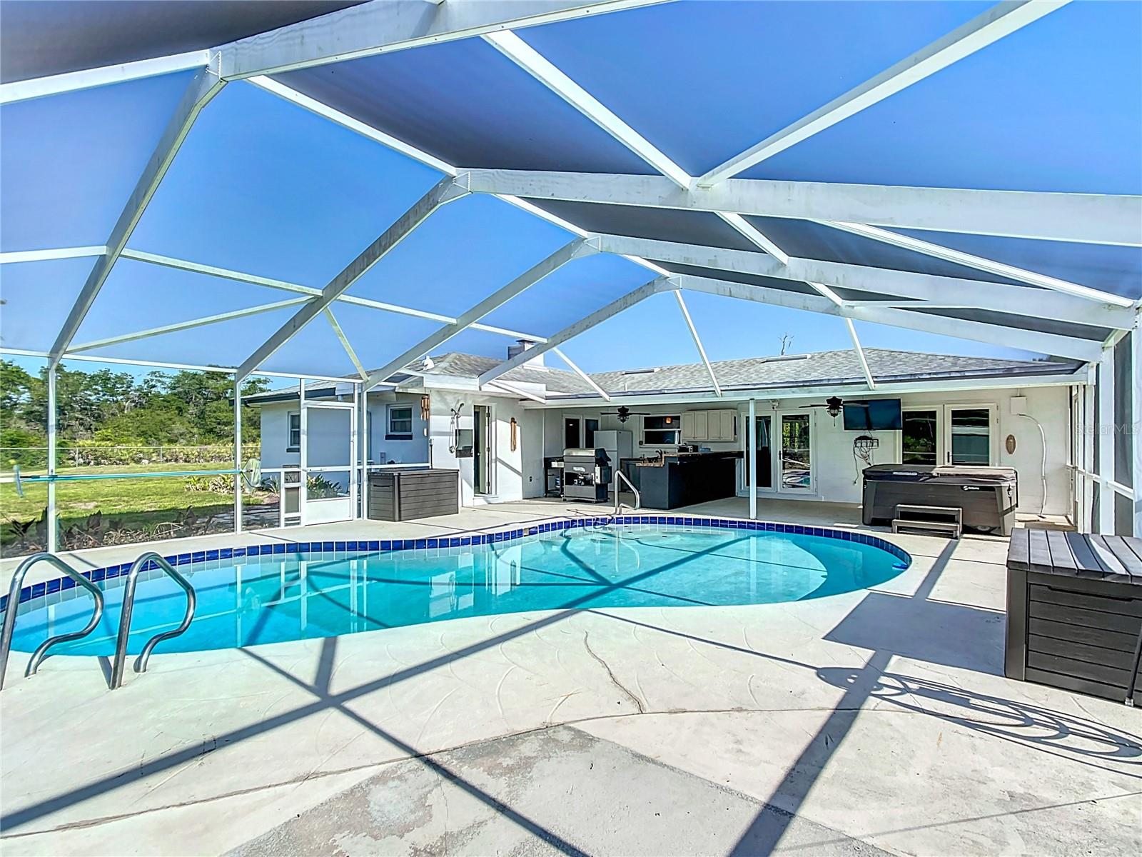 Image 31 of 48 For 3221 Granada Drive