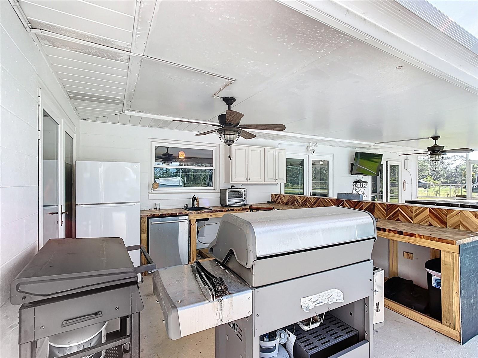 Image 33 of 48 For 3221 Granada Drive
