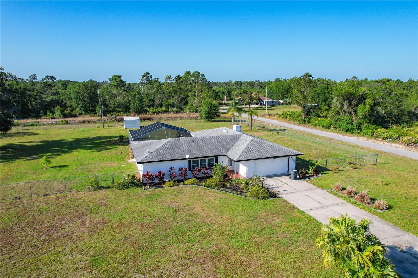 Image 4 of 48 For 3221 Granada Drive