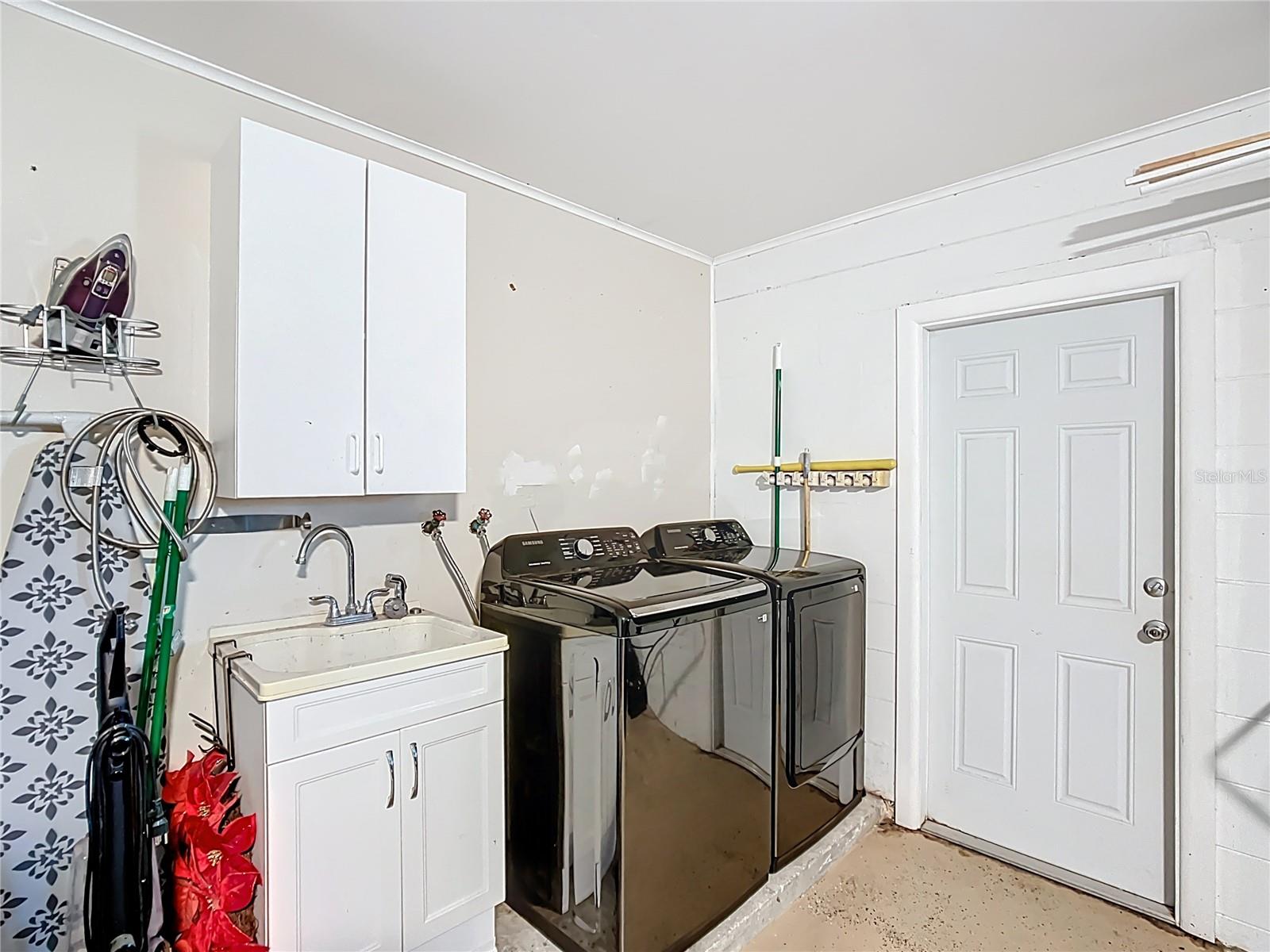 Image 41 of 48 For 3221 Granada Drive
