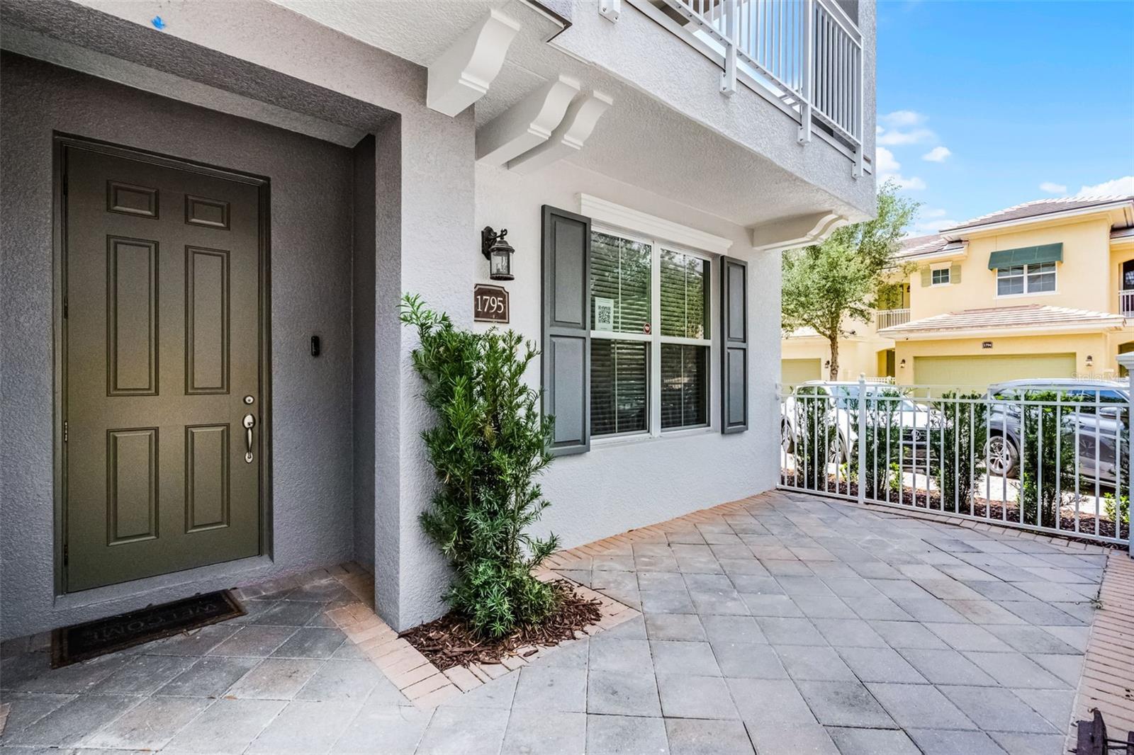 Image 3 of 51 For 1795 Piedmont Pl