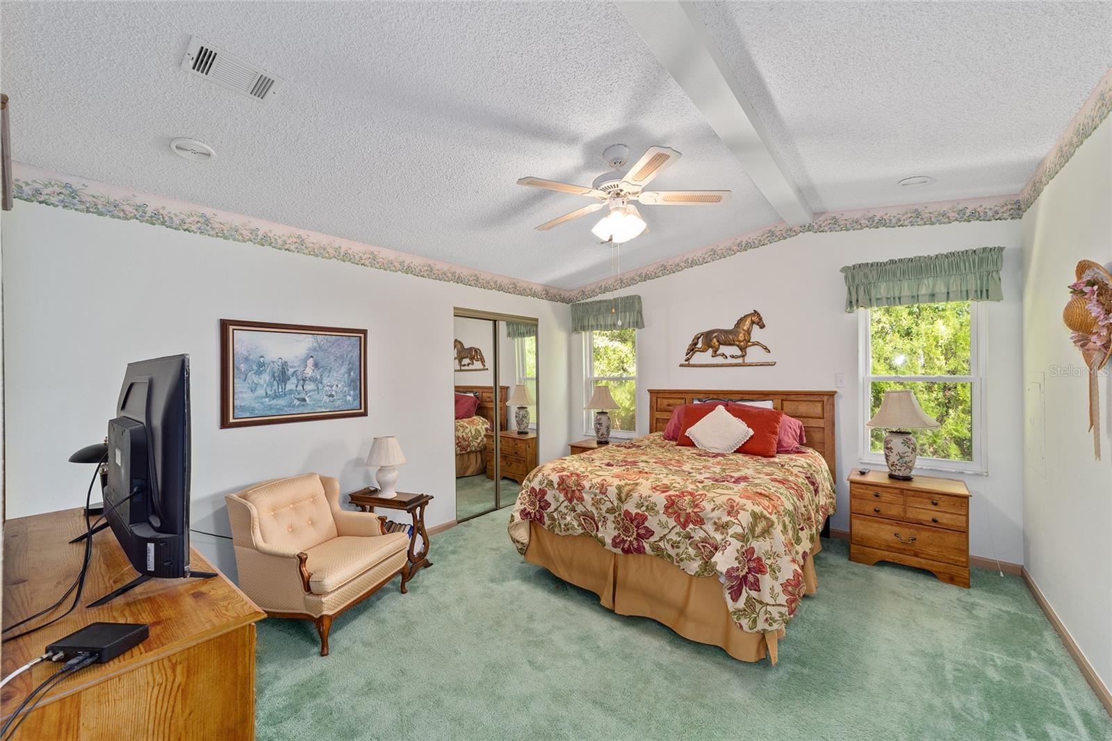 Image 19 of 39 For 1109 Paradise Drive