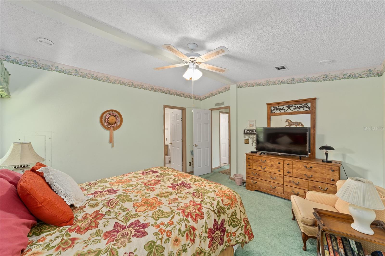 Image 20 of 39 For 1109 Paradise Drive