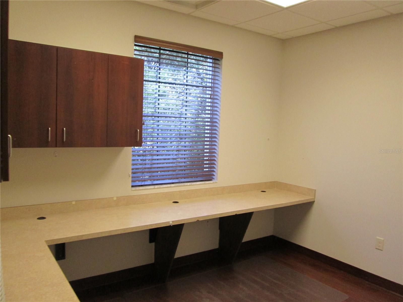 Image 15 of 17 For 33049 Professional Drive 103