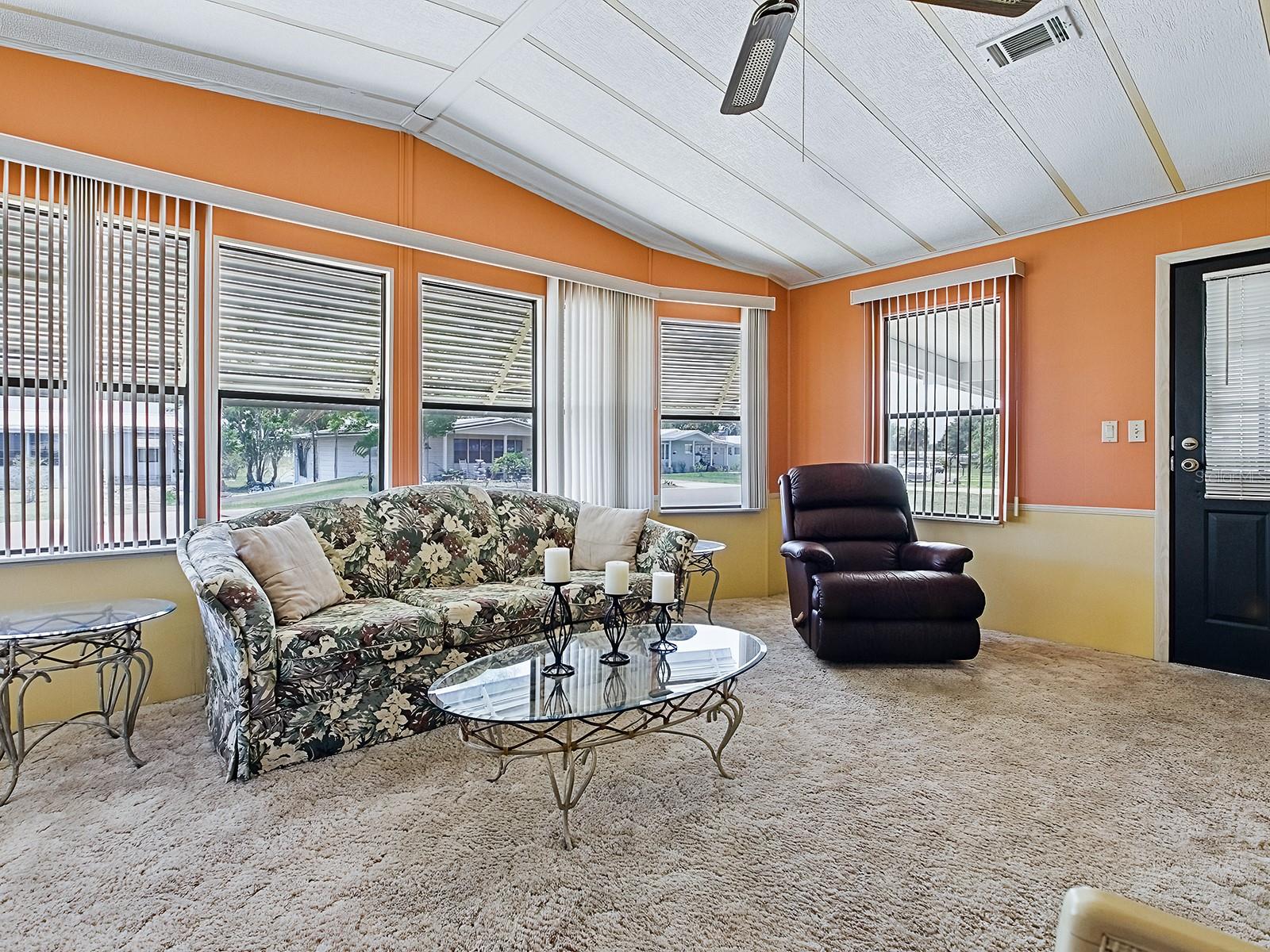 Image 7 of 55 For 1437 Apache Circle