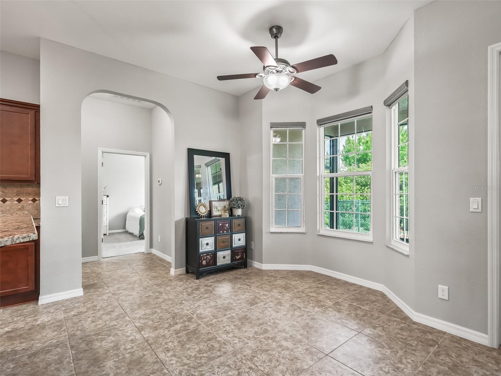 Image 11 of 32 For 10977 169th Lane