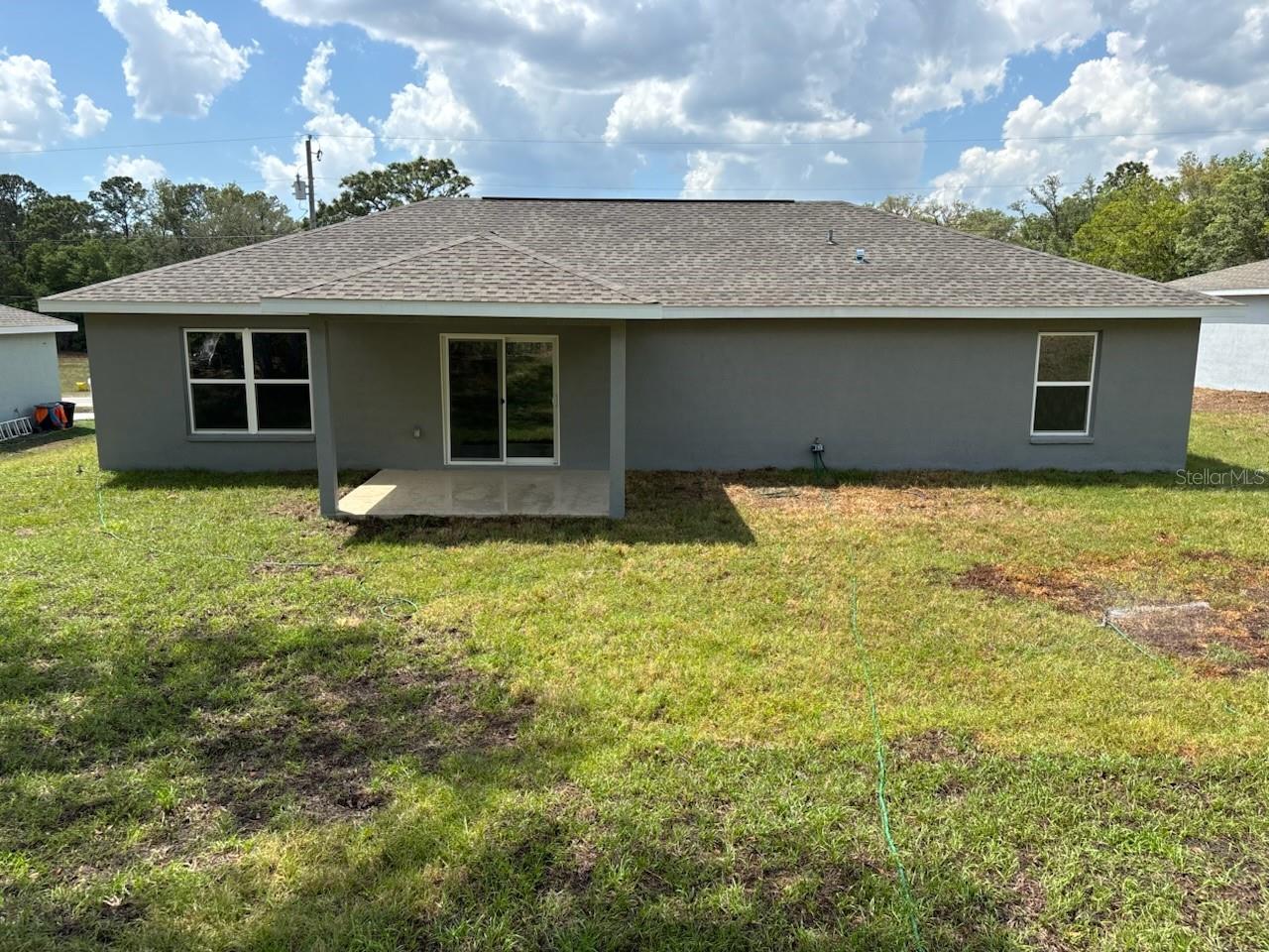 Listing photo id 4 for 10185 Halsey Way