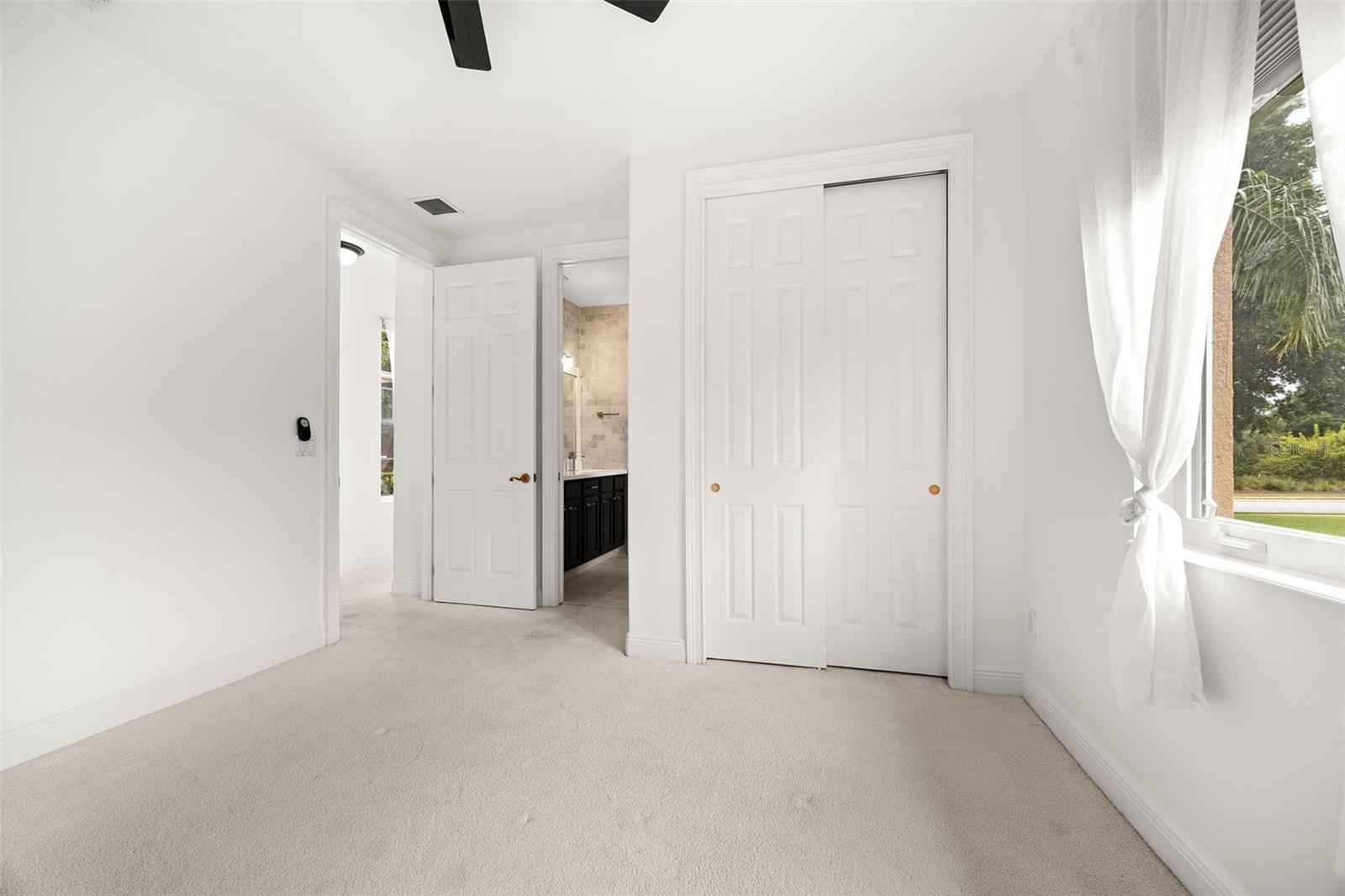 Image 17 of 49 For 39539 Harbor Hills Boulevard