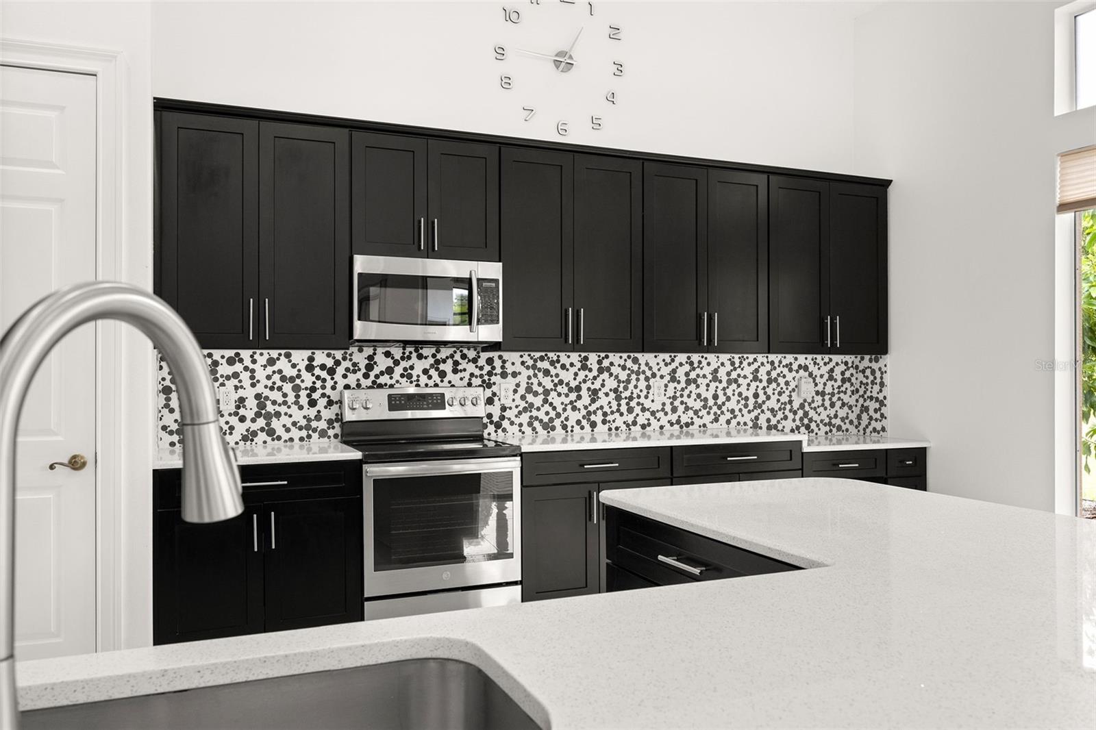 Image 24 of 49 For 39539 Harbor Hills Boulevard