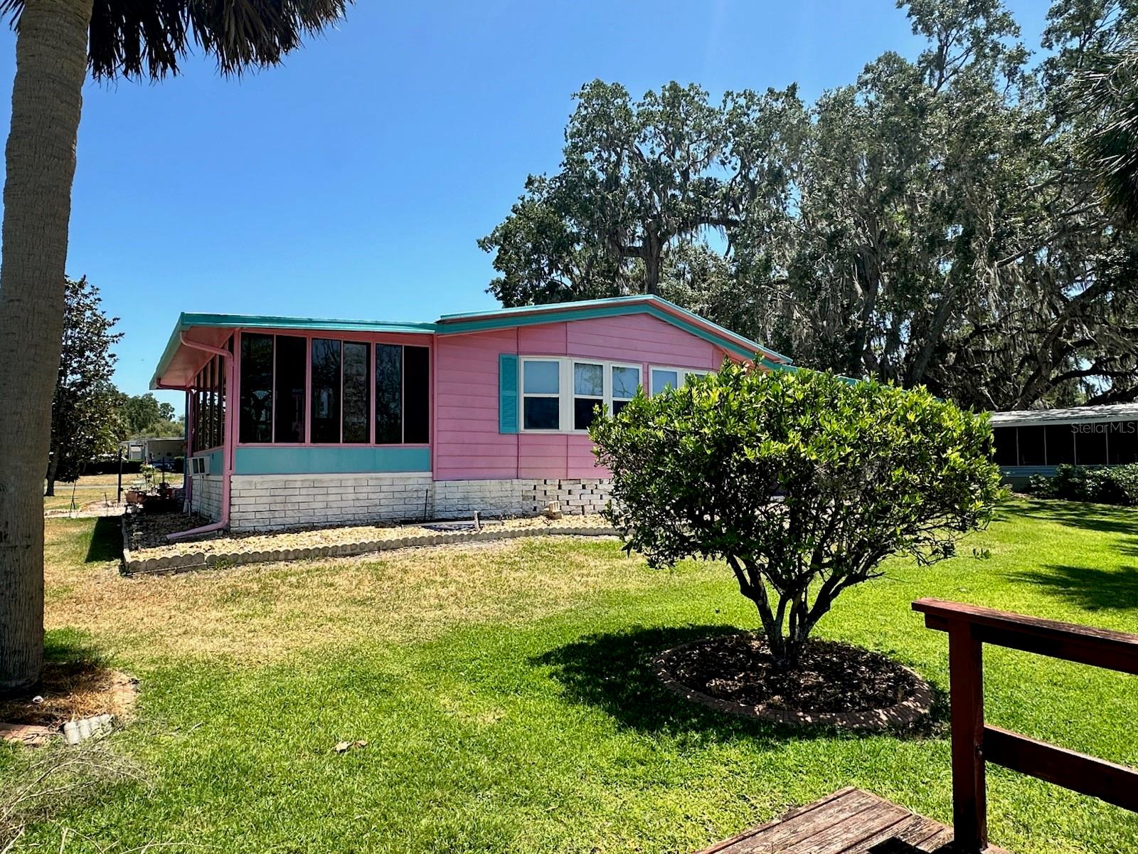 Image 4 of 52 For 46 Seminole Path