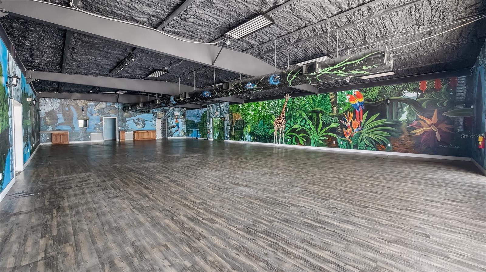 Image 6 of 27 For 324 Burleigh Boulevard
