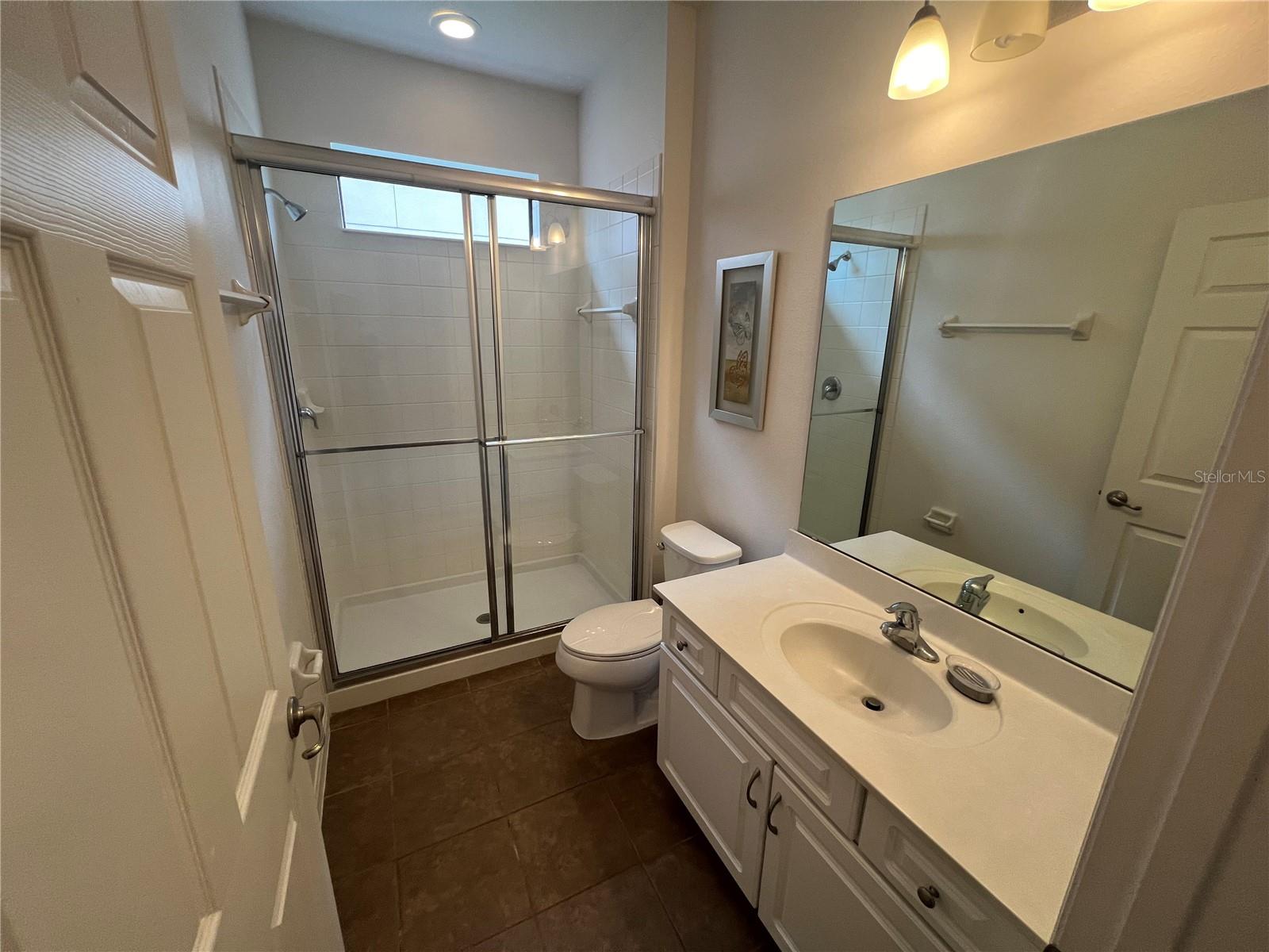 Image 10 of 22 For 2529 Rosemont Circle