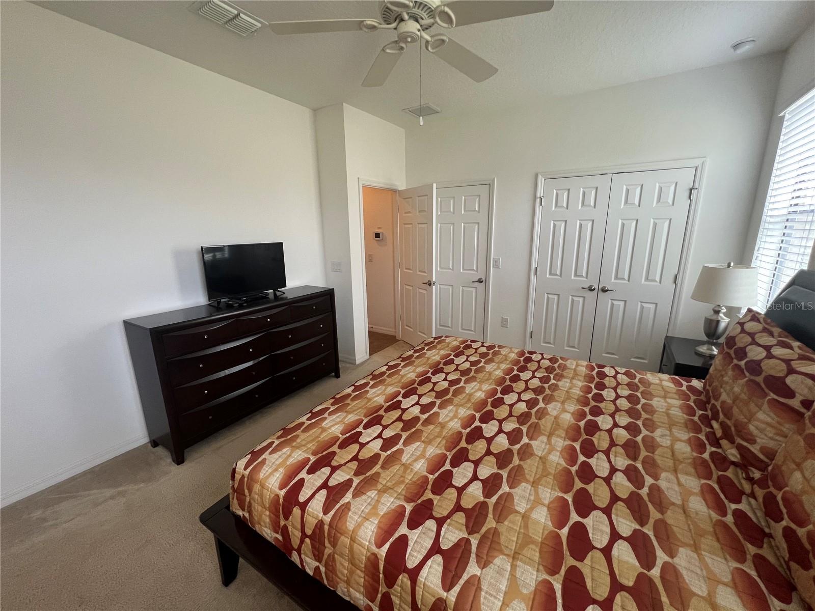 Image 16 of 22 For 2529 Rosemont Circle