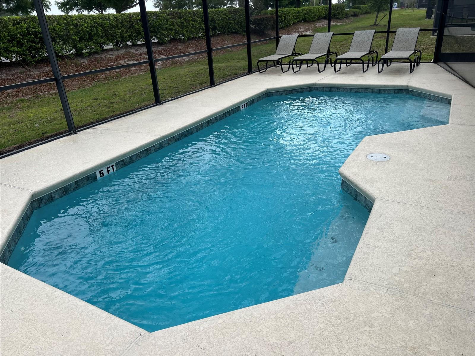 Image 21 of 22 For 2529 Rosemont Circle