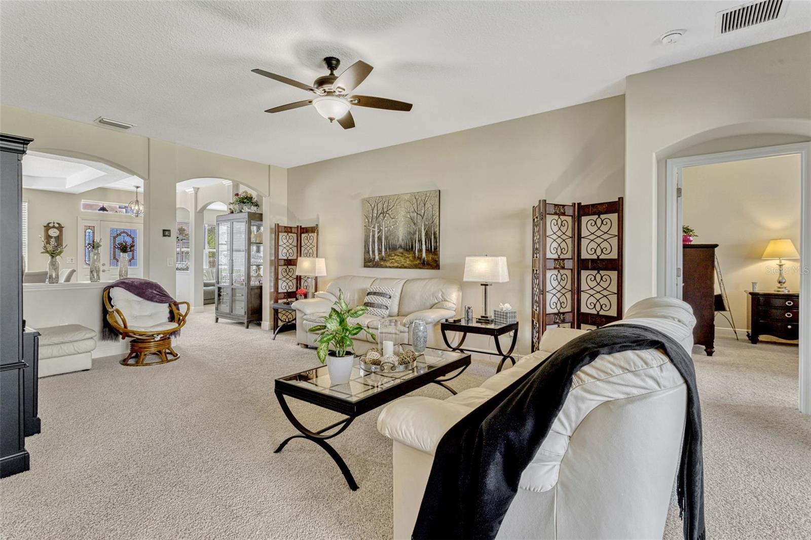 Image 14 of 63 For 5818 Greenbriar Loop