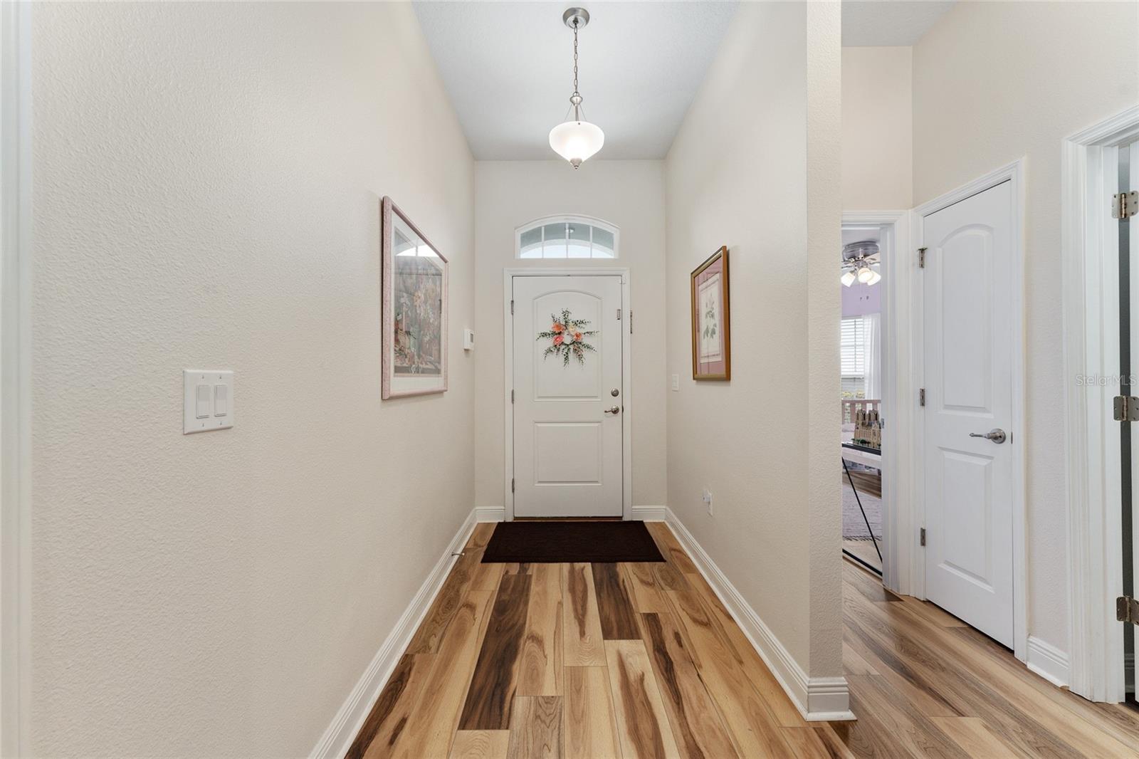 Image 12 of 40 For 704 Chelsea Avenue