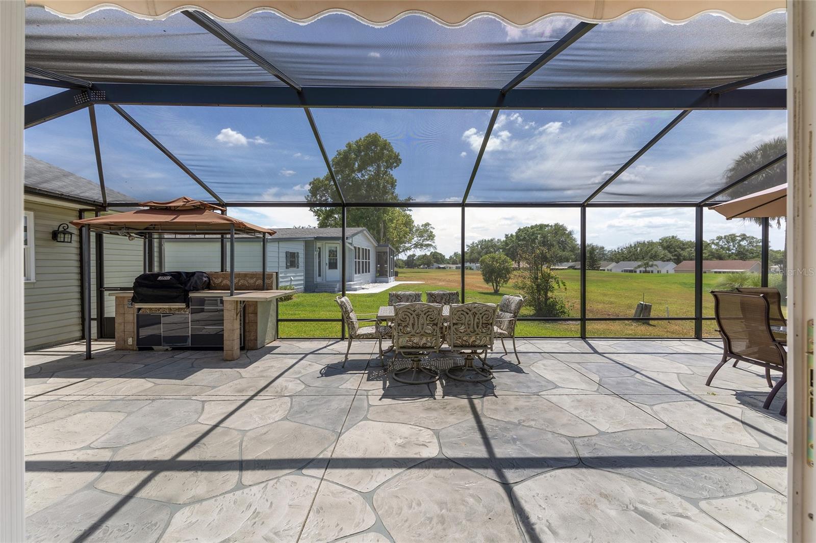 Image 36 of 47 For 923 Oleander Street