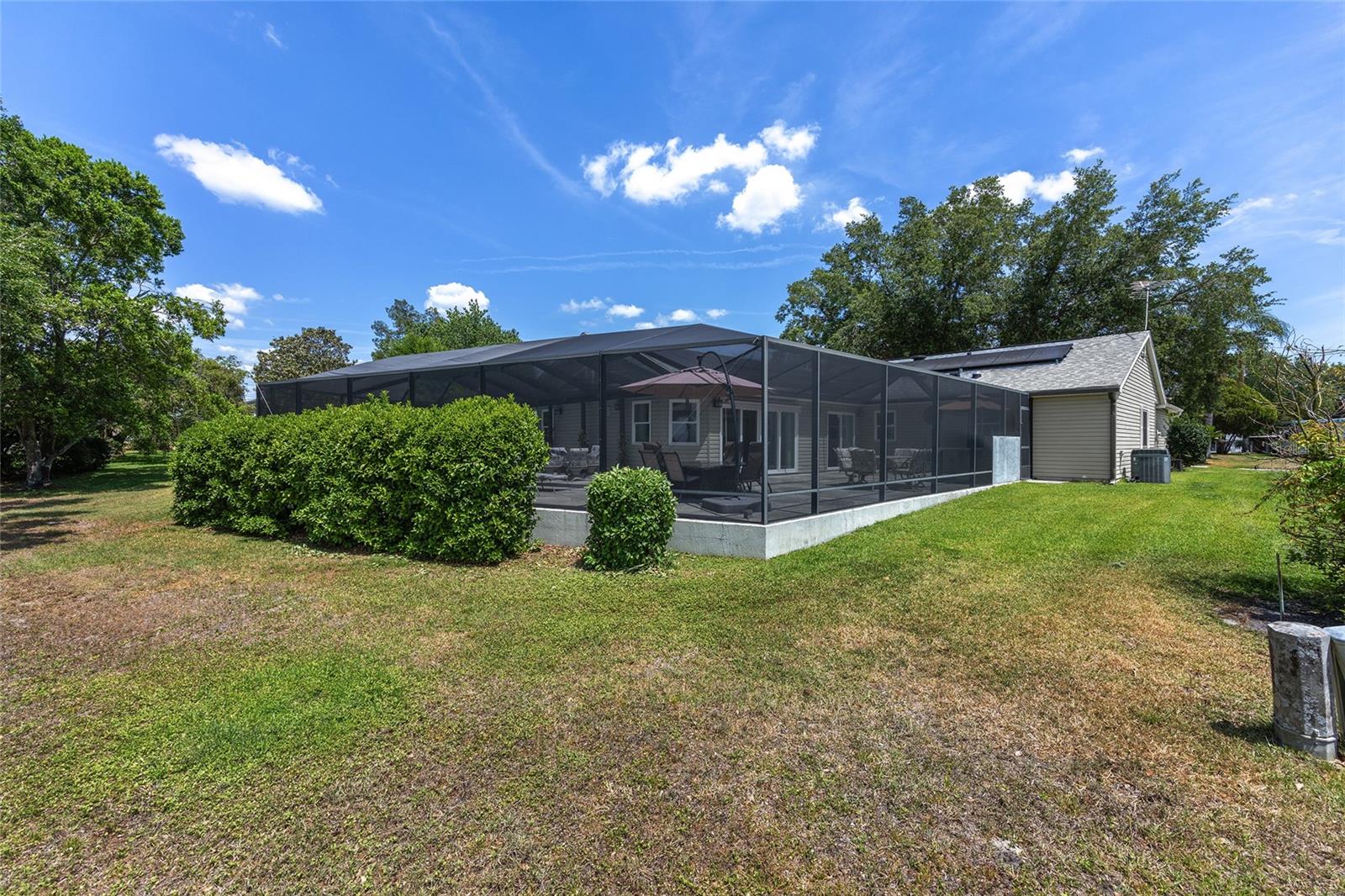 Image 43 of 47 For 923 Oleander Street