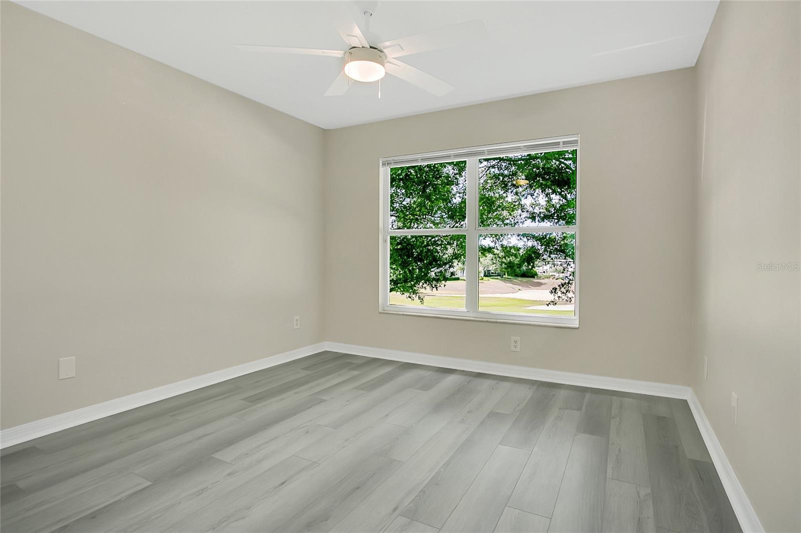 Image 19 of 41 For 3842 Beacon Ridge Way