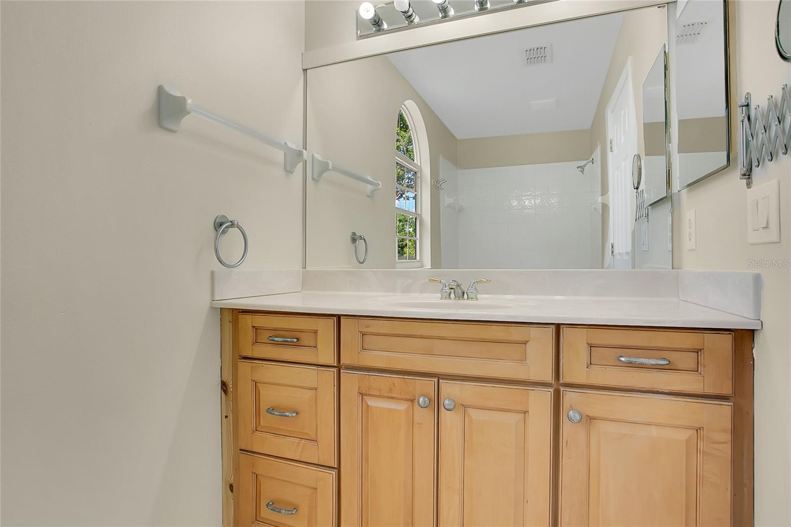 Image 22 of 41 For 3842 Beacon Ridge Way