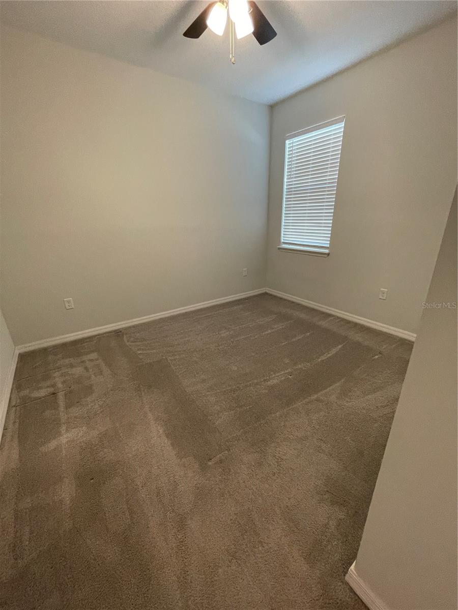 Image 14 of 16 For 29274 Armoyan Boulevard