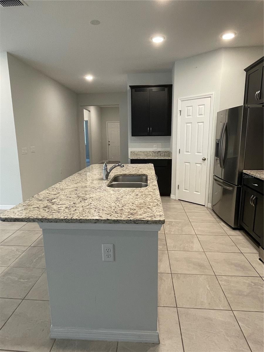 Image 2 of 16 For 29274 Armoyan Boulevard