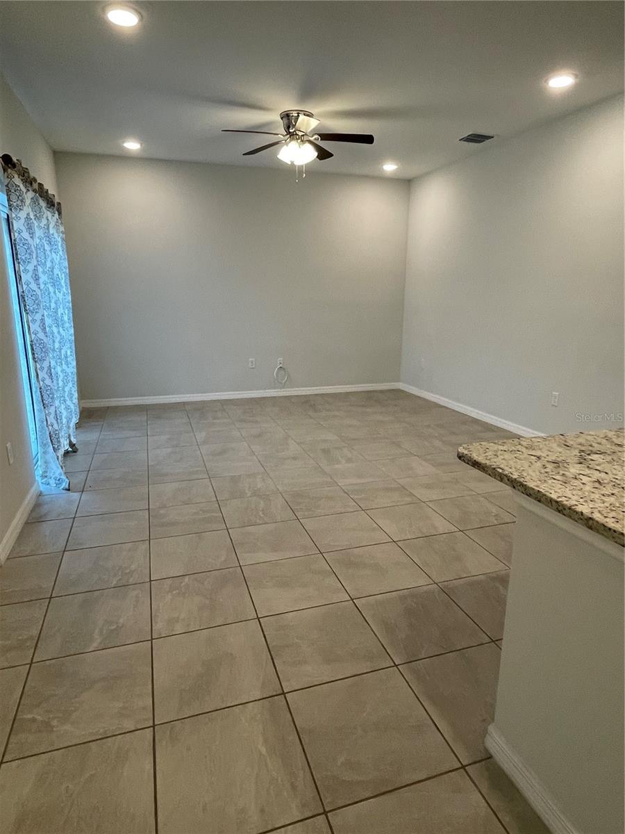 Image 4 of 16 For 29274 Armoyan Boulevard