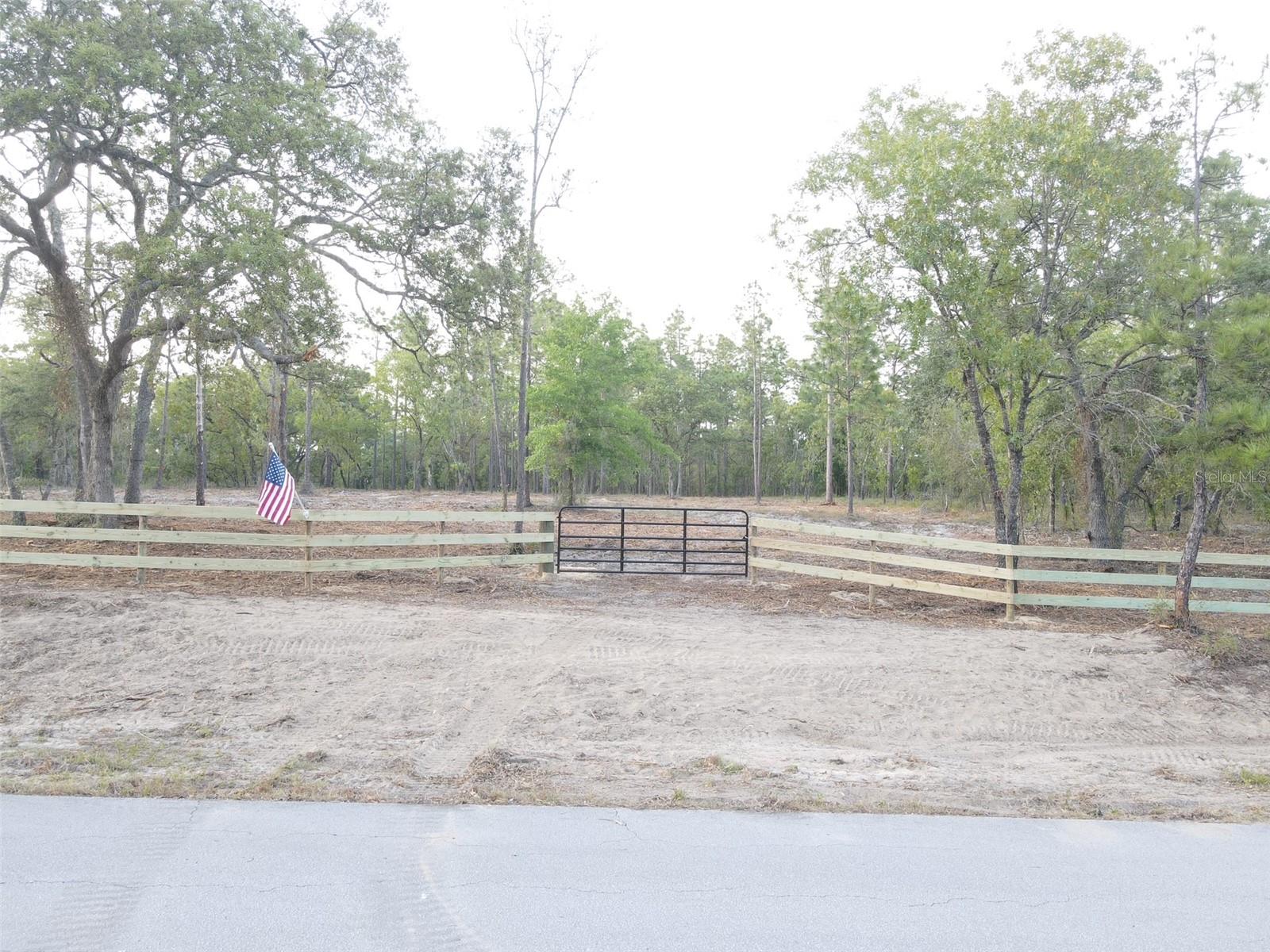 Image 11 of 11 For Anchor Boulevard