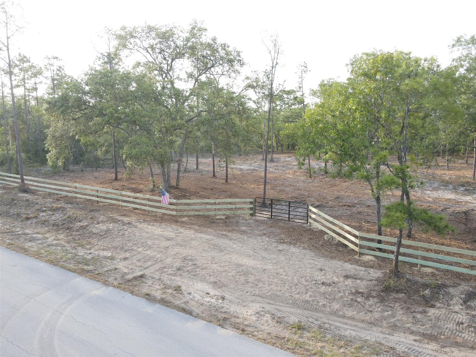 Image 5 of 11 For Anchor Boulevard